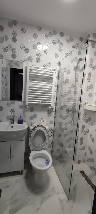 Home Naya Bucharest Exterior photo